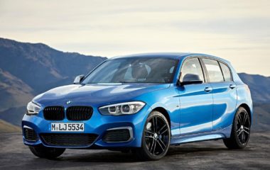 BMW M140i